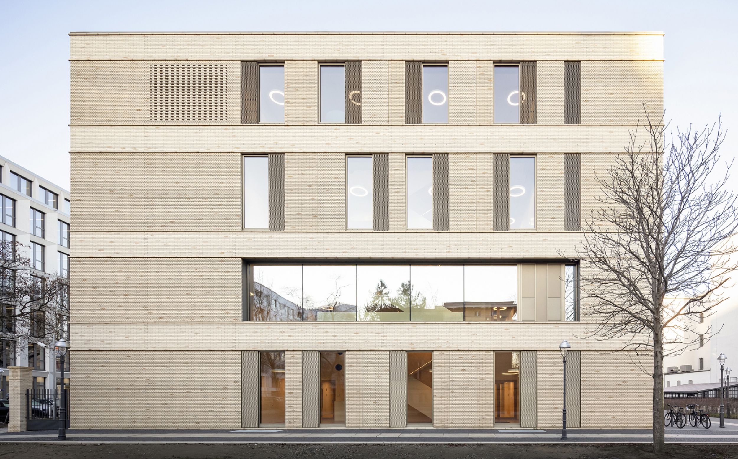 Walther-Meißner-Bau Walther-Meißner-Bau